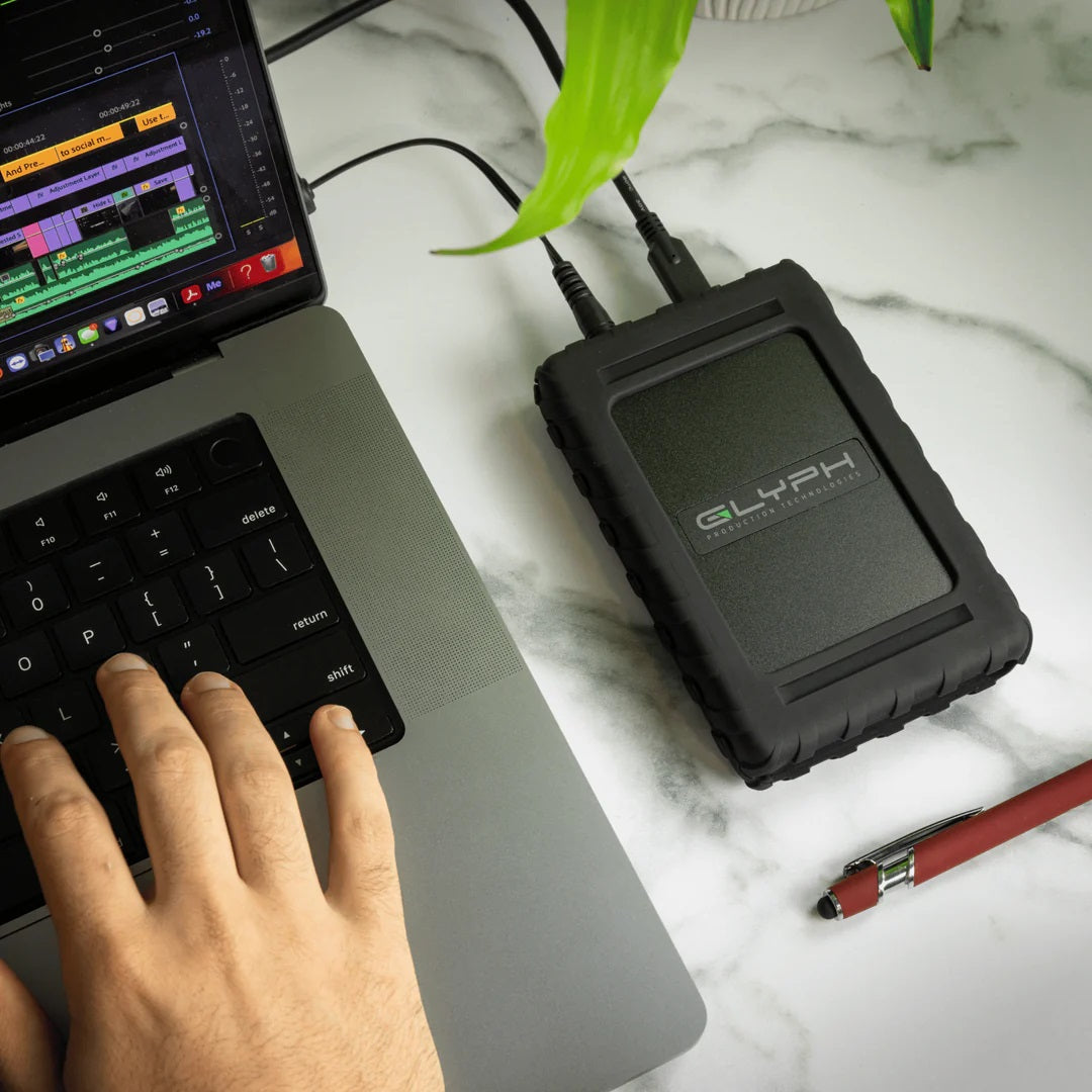 Glyph Blackbox Plus U.2 Enterprise Class NVMe SSD mobile external drive USB-C 3.2 Gen 2 (compatible with USB 3.0 & Thunderbolt 3) lifestyle