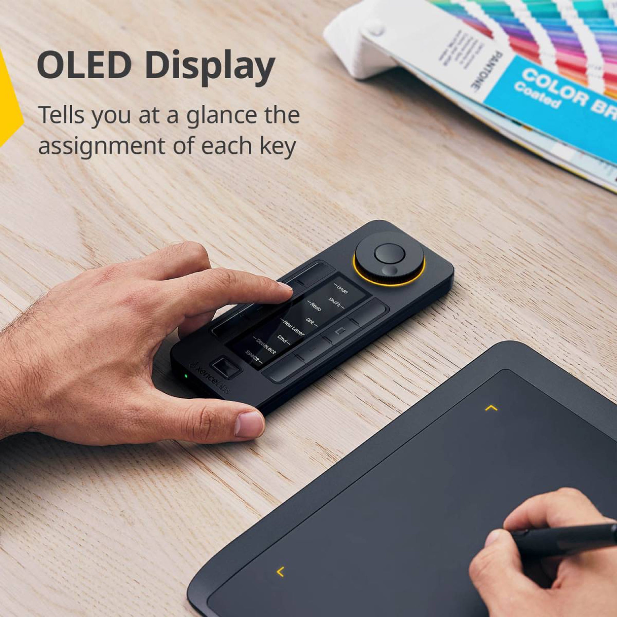 Xencelabs Quick Keys remote OLED display