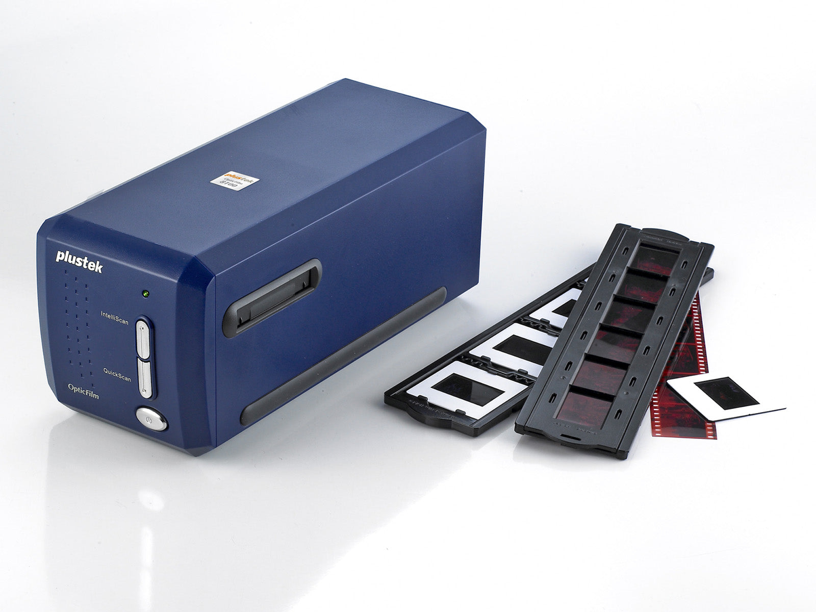 Plustek OpticFilm 8100 35mm film scanner 7200 dpi USB 2.0 and film holders